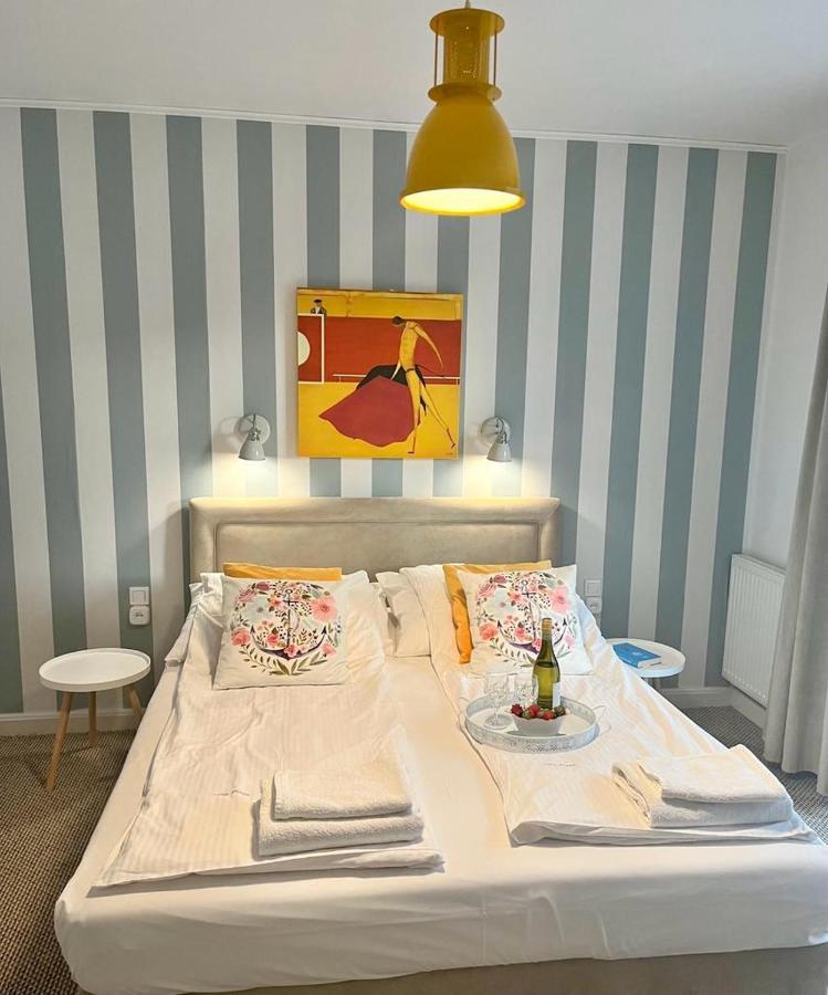 Pokoje Goscinne Villa Plaza Ruciane-Nida Esterno foto
