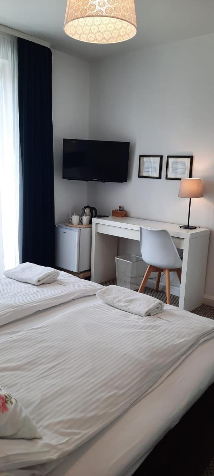 Pokoje Goscinne Villa Plaza Ruciane-Nida Esterno foto